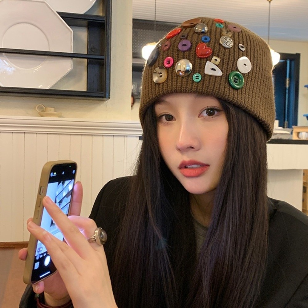 Gorro Colorido com Botões, Cha - Beanie Cuffed Knit avaliação e preço