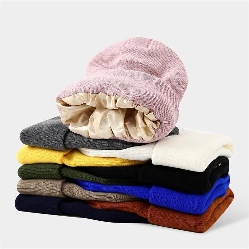 Gorro unissex forrado de cetim - Beanie Cuffed Knit avaliação e preço